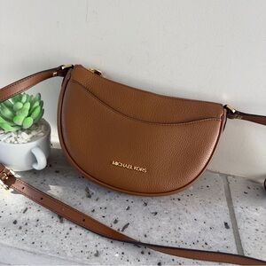 NWT MICHAEL KORS Dover Small Leather Crossbody Bag